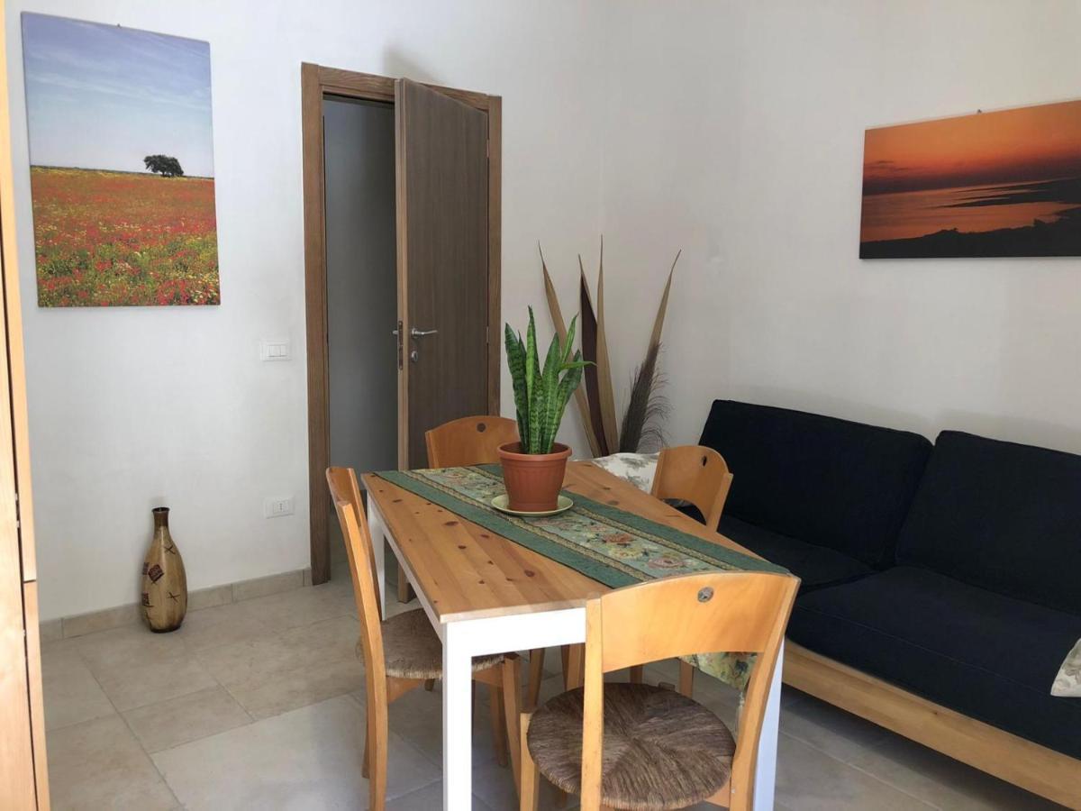 Odegos Mono & Trilo Bed & Breakfast Torre dell'Orso Dış mekan fotoğraf